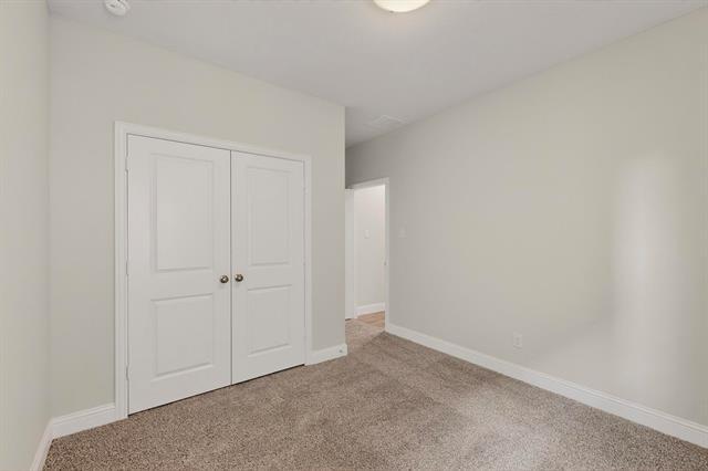 Building Photo - 733 Fencerow Trl