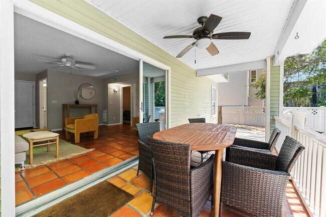 Building Photo - 506 Oceanview Ave