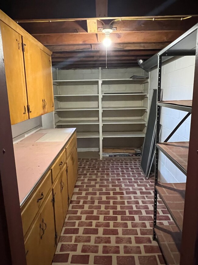 Building Photo - Updated Poland Ranch for Rent!