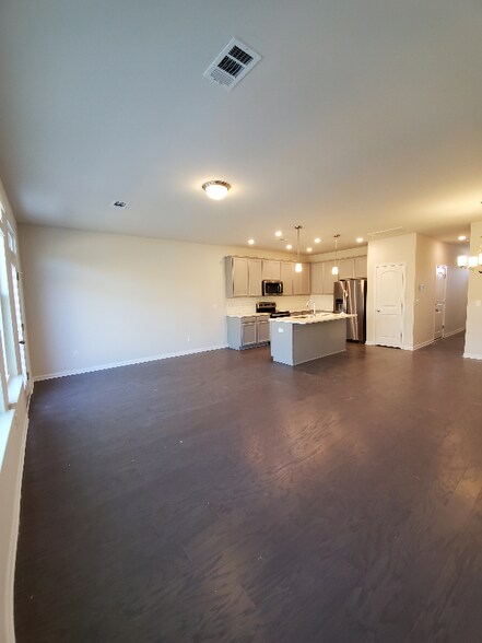 Building Photo - 218 Netherlands Blvd