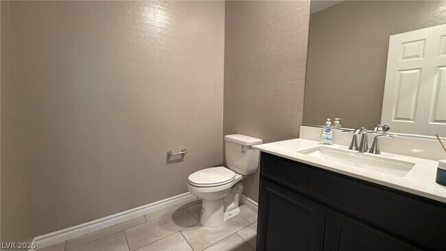 Building Photo - 6943 Denio Island St