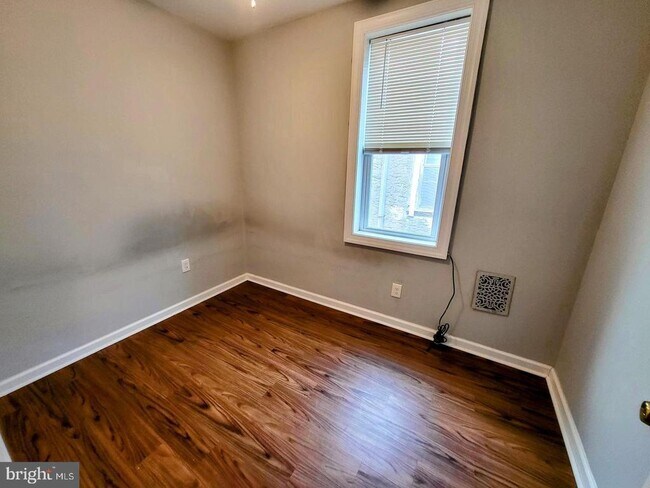 Building Photo - 2237 Federal St