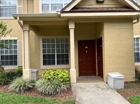 Building Photo - 837 Grand Regency Pointe