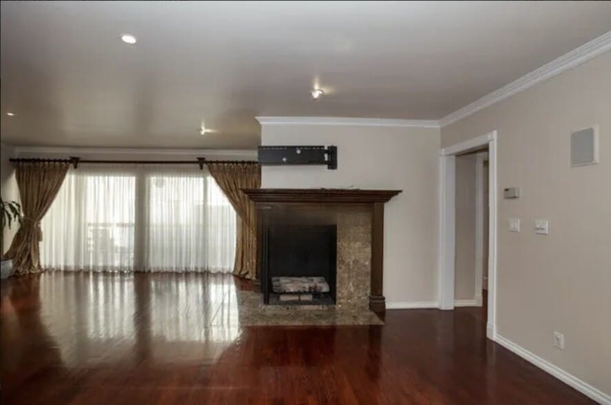 Living Room - 11970 Montana Ave