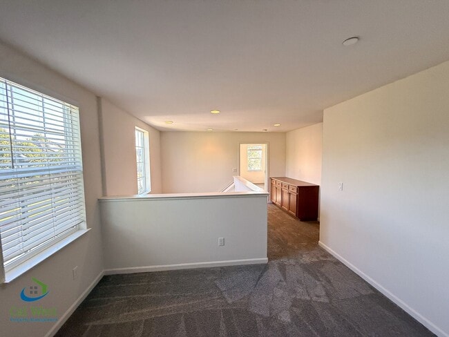 Building Photo - $3795 - Spacious 3 Bedroom 2.5 Bath, 2 Sto...