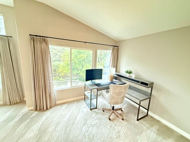 Building Photo - Spacious 4-Bedroom Home with Solar and Luxury Amenities in Northpark!