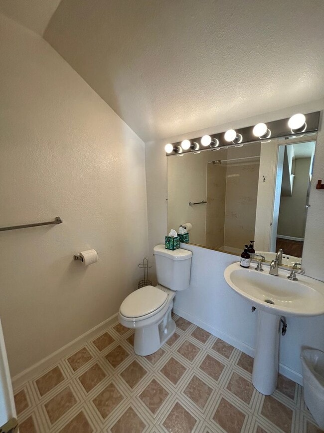 Building Photo - 5276 Trophy Dr