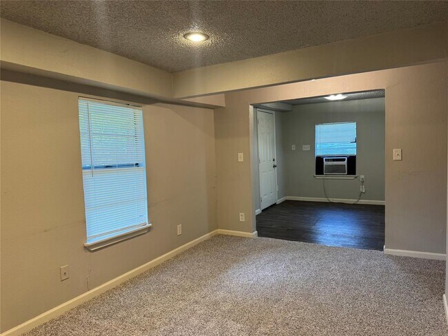 Building Photo - 5007 Heflin Ln