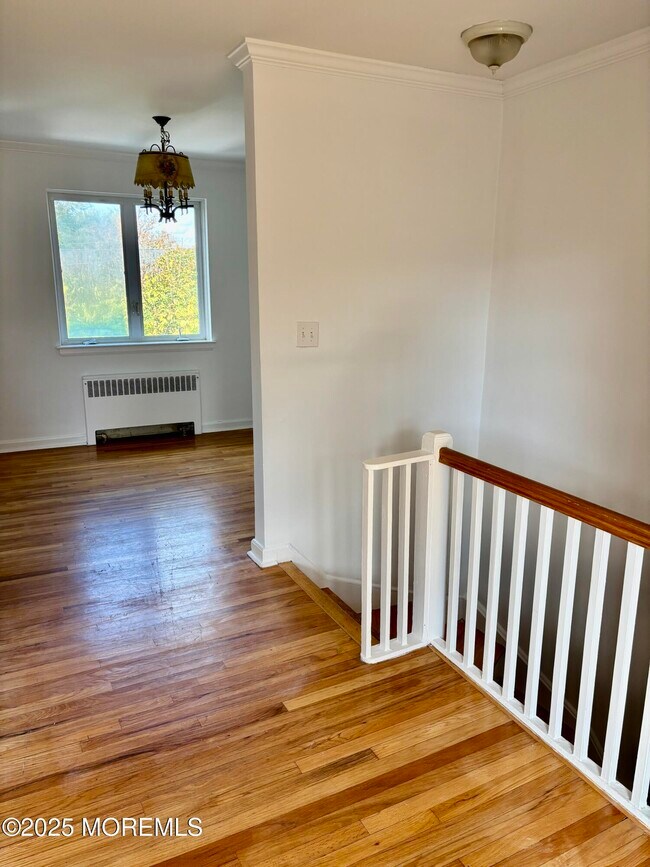 Building Photo - 283 Spring St