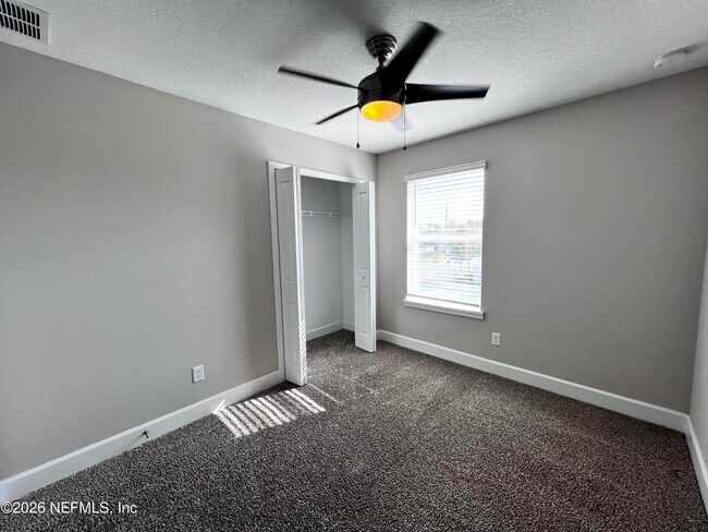 Building Photo - 1421 Captiva Cv