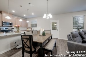 Building Photo - 724 Ft Leonard