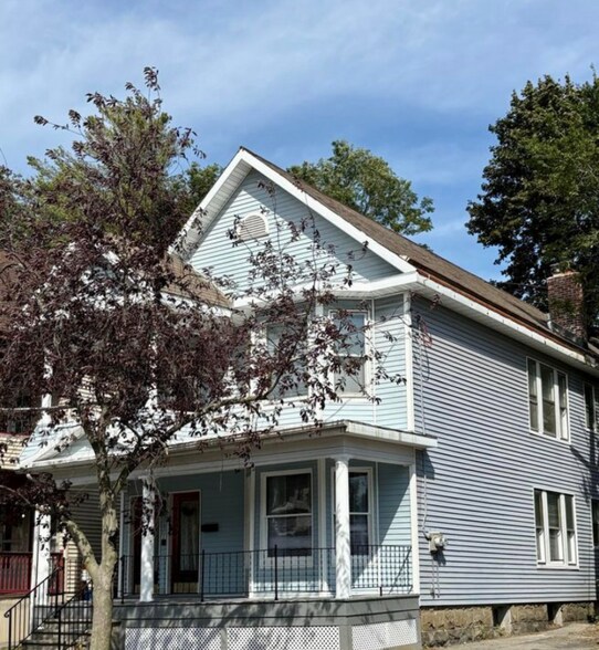 Building Photo - 1 Magnolia Terrace