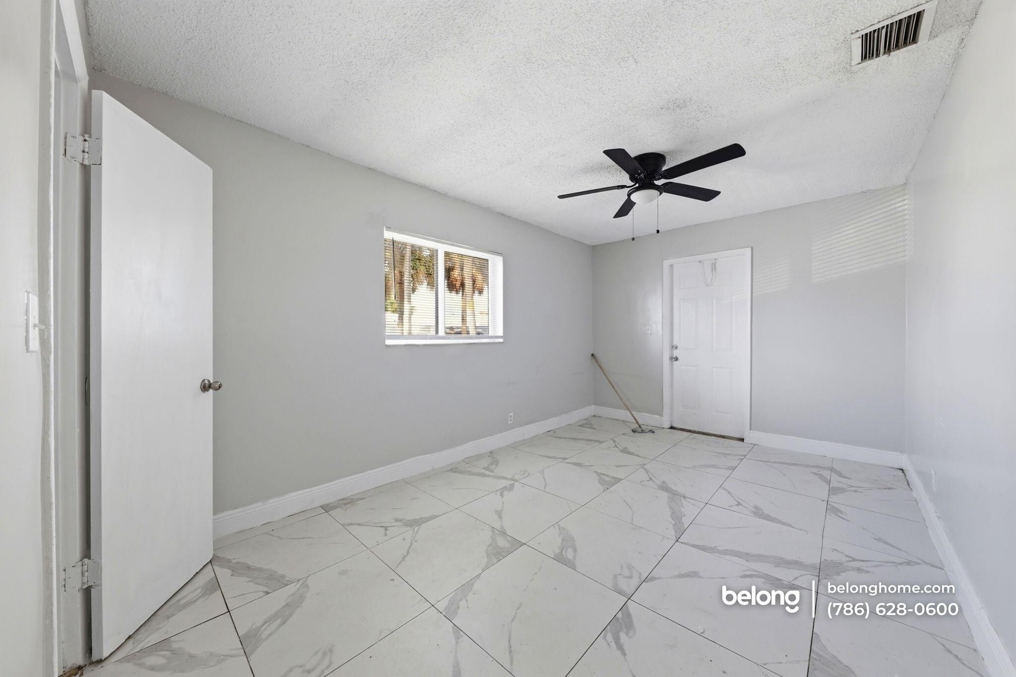 Building Photo - 5700 NW 28th St