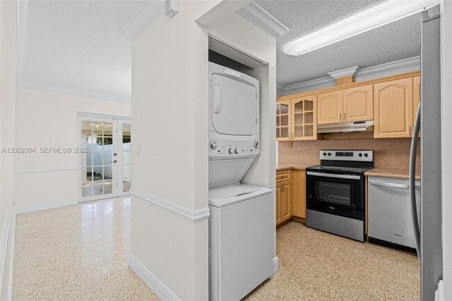 Building Photo - 1333 W 37th St