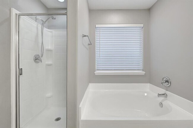 Building Photo - 14418 Cellini Dr
