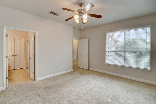 Building Photo - 3406 Menchaca Rd
