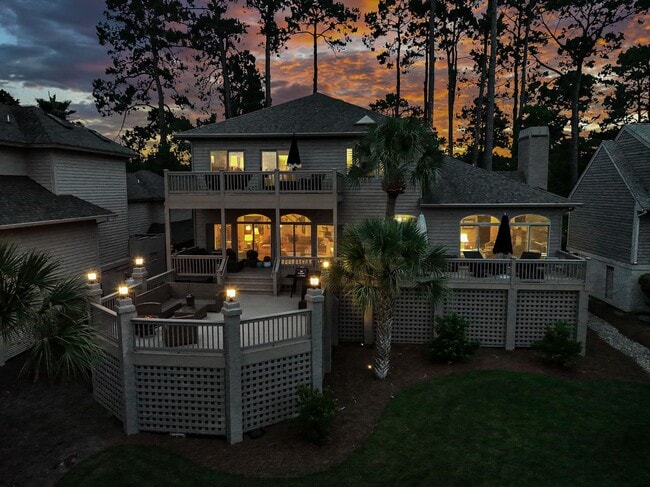 Building Photo - Spectacular Sea Pines Home - Marsh/Water Views!