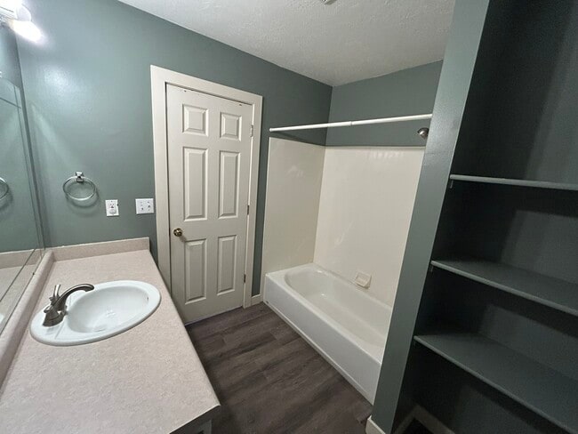 Building Photo - 2243 Sugar Factory Rd