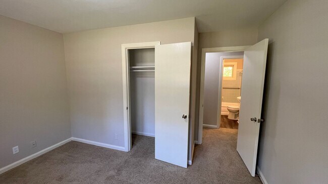 Building Photo - 3-Bedroom with so much to offer !