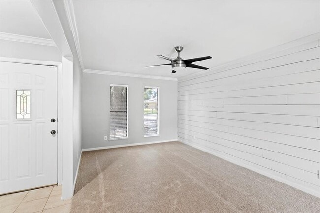 Building Photo - 112 E Wildwinn Dr