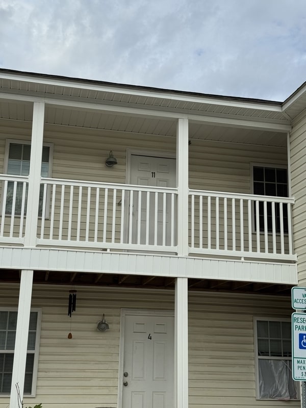 Building Photo - 1150 Cross Creek Cir