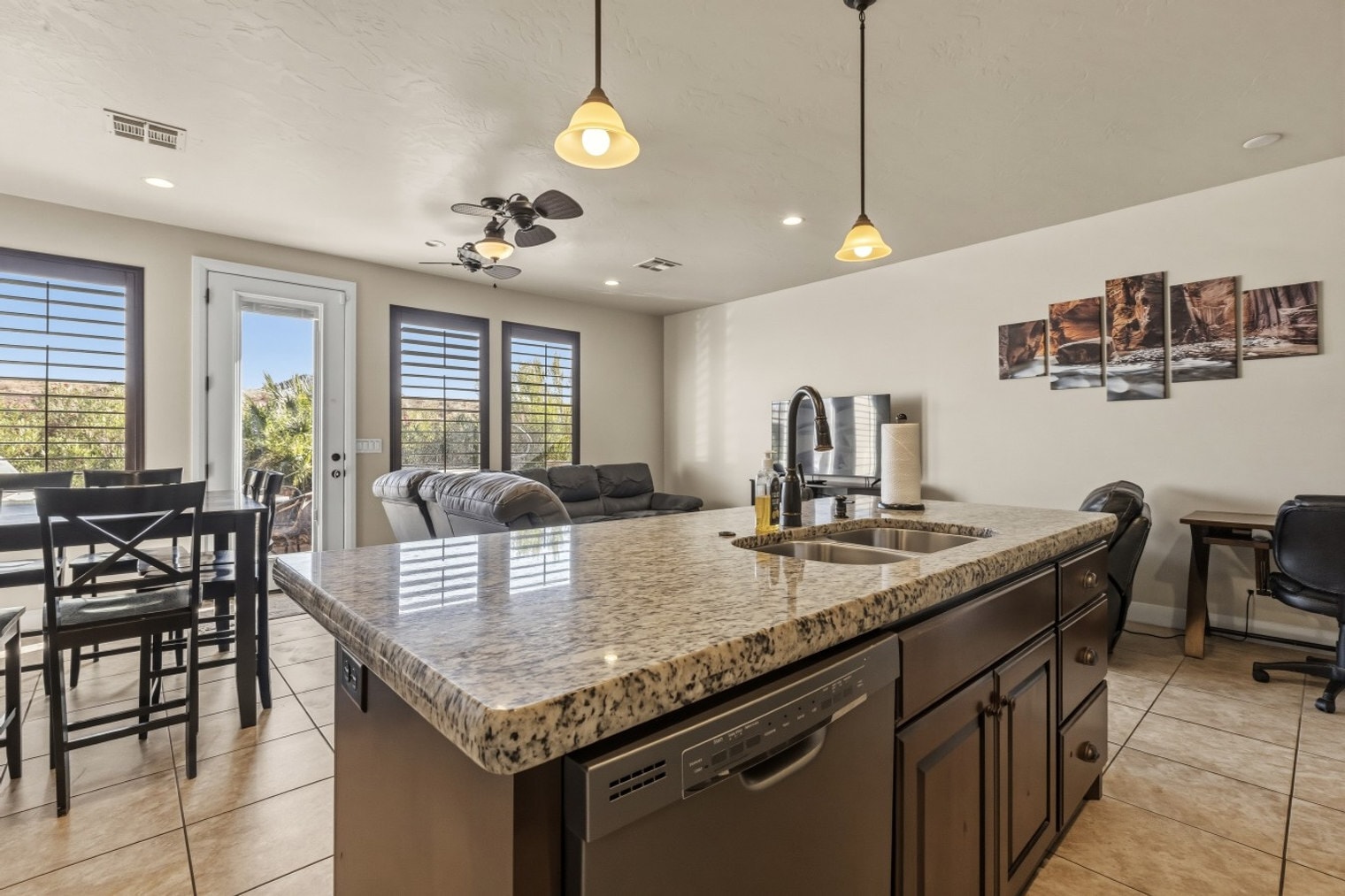 Building Photo - 4241 Razor Ridge Dr