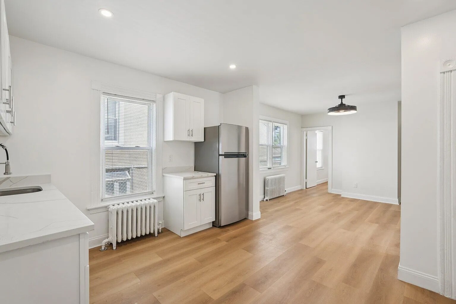 Kitchen - 332 Locust Ave