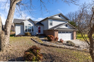 Building Photo - 722 Chapelwood Cir