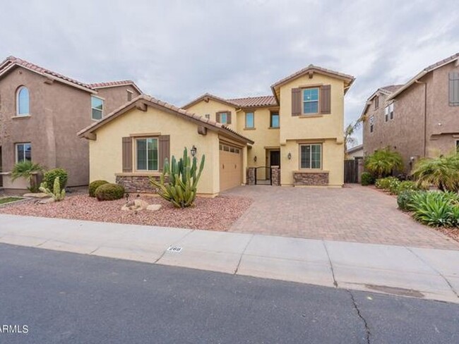 Building Photo - 4 Bedroom Single Family Home in Chandler