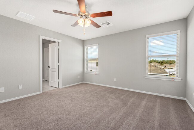 Building Photo - 25834 Northpark Pine Dr