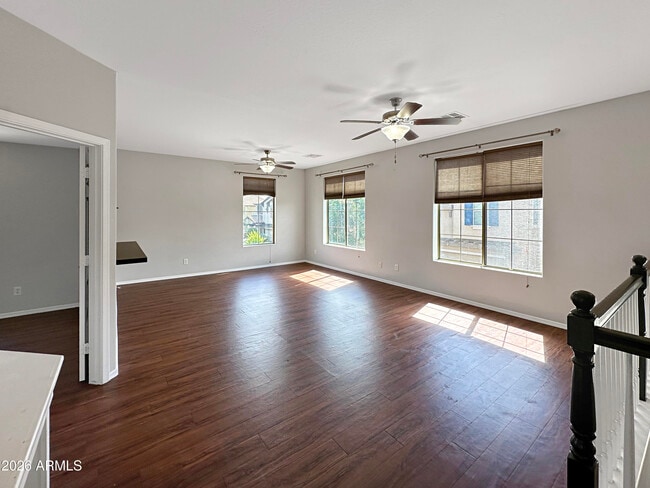 Building Photo - 3078 S Southwind Dr