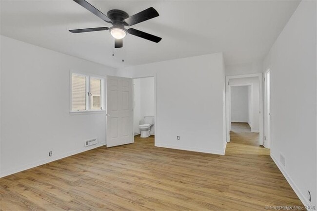 Building Photo - 275 High St