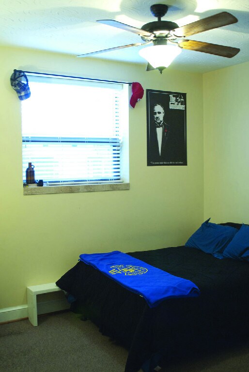 Bedoom 2 - 18 W State St