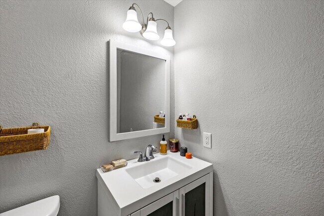 Building Photo - 5213 Winding Brook Dr