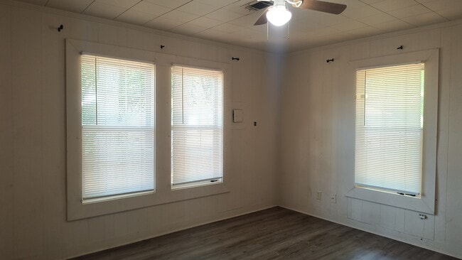 Building Photo - 2503 S Orlando St