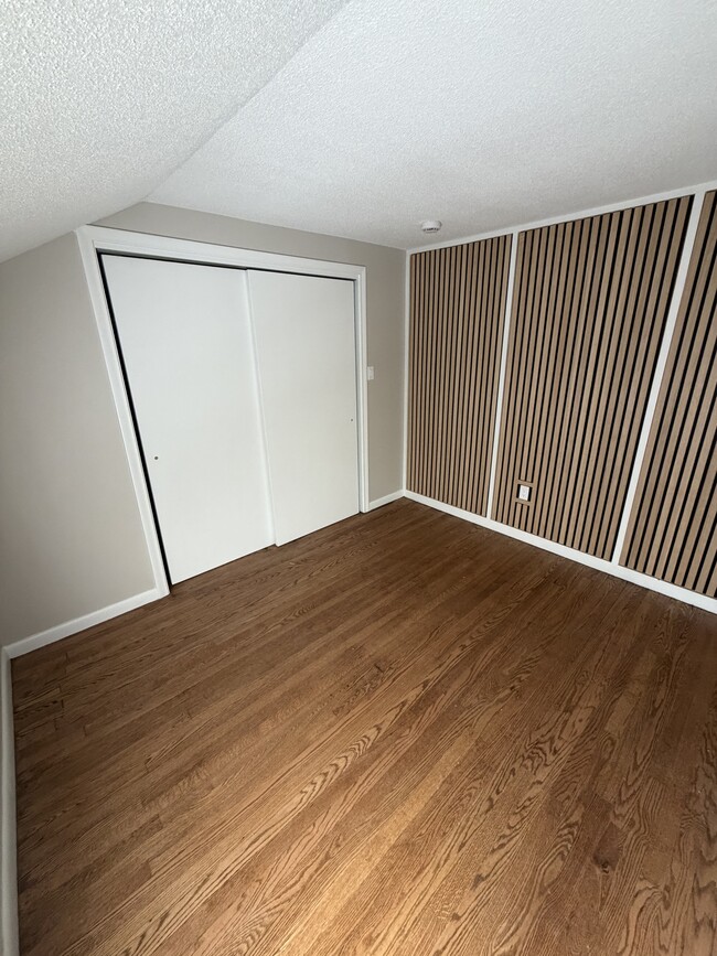 Building Photo - 45 Locust St