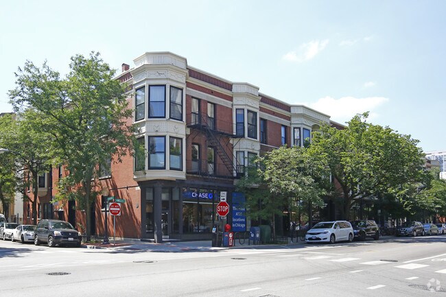 Building Photo - 1714-1716 N Wells St