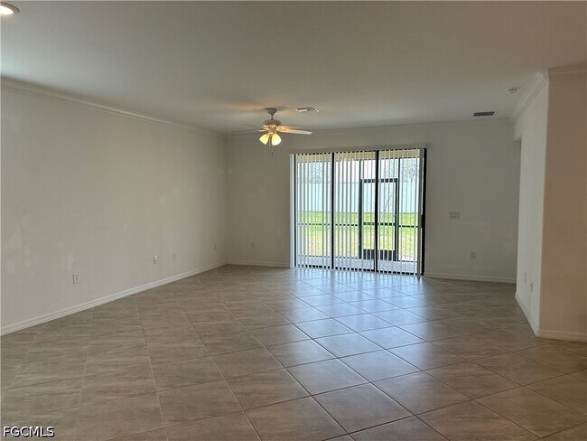 Building Photo - 14510 Cantabria Dr