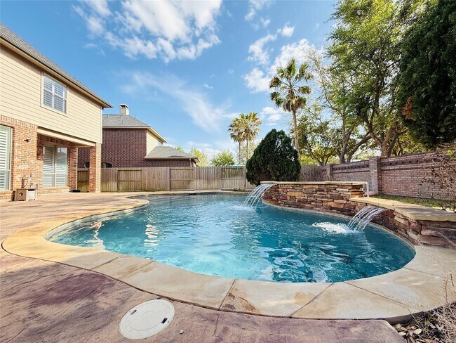 Building Photo - 9711 Dill Canyon Ln
