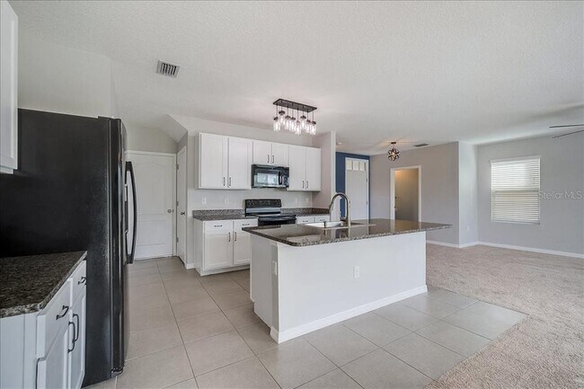 Building Photo - 4838 San Palermo Dr