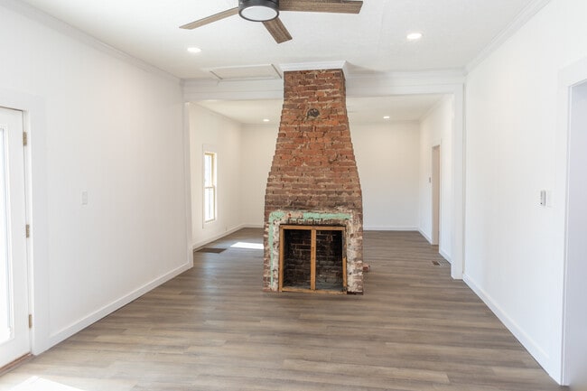 Building Photo - 2375 Conley Rd