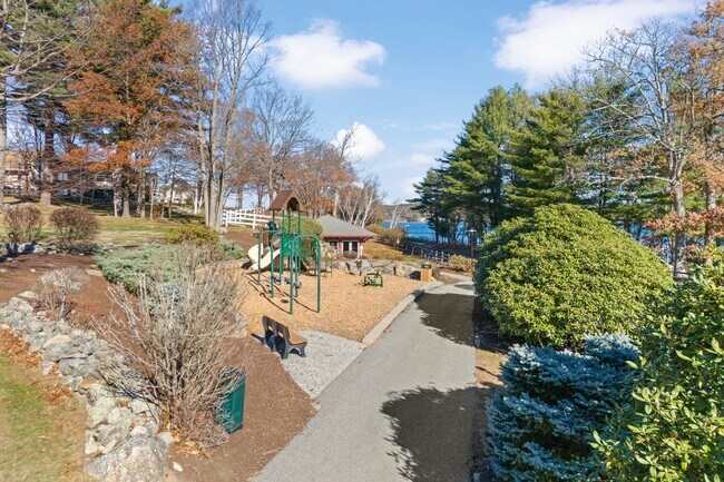 Building Photo - 281 Davidson Dr