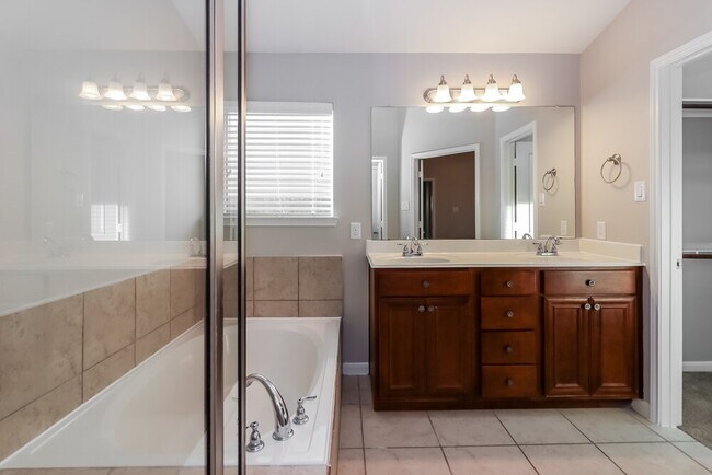 Building Photo - 19626 Little Pine Ln