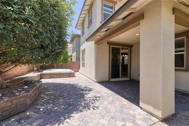 Building Photo - 10683 Country Knoll Way