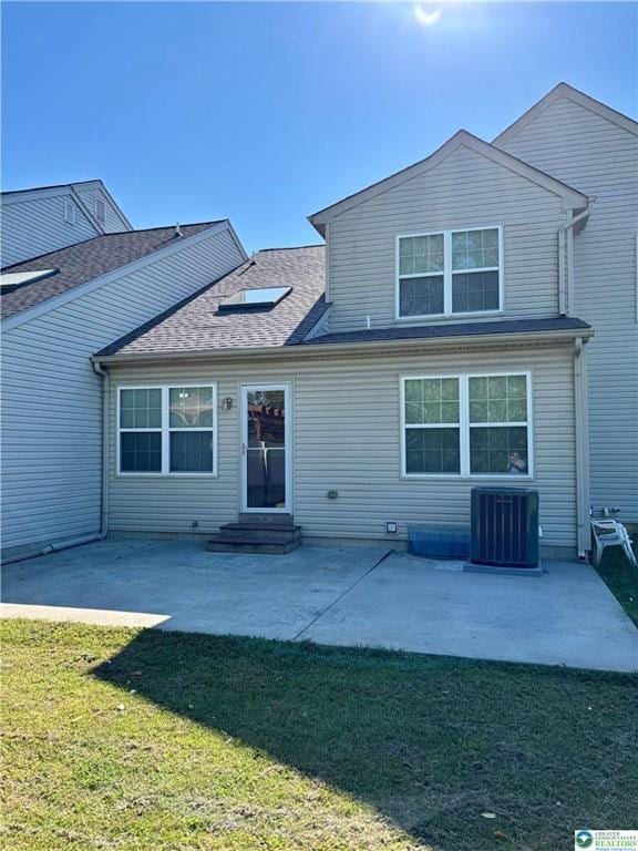 Building Photo - 5551 Stonecroft Ln
