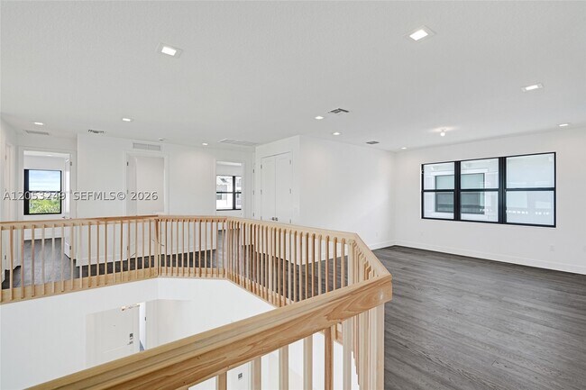 Building Photo - 9931 Rising Wing St