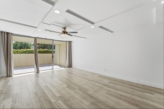 Building Photo - 7625 E Camelback Rd