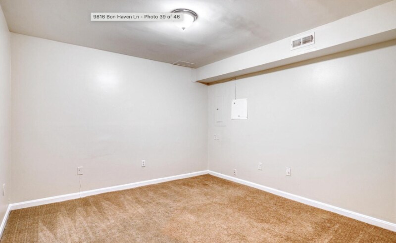 Building Photo - 9816 Bon Haven Ln