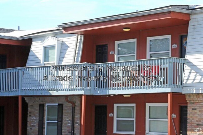 Building Photo - 412 Poplar Level Ct