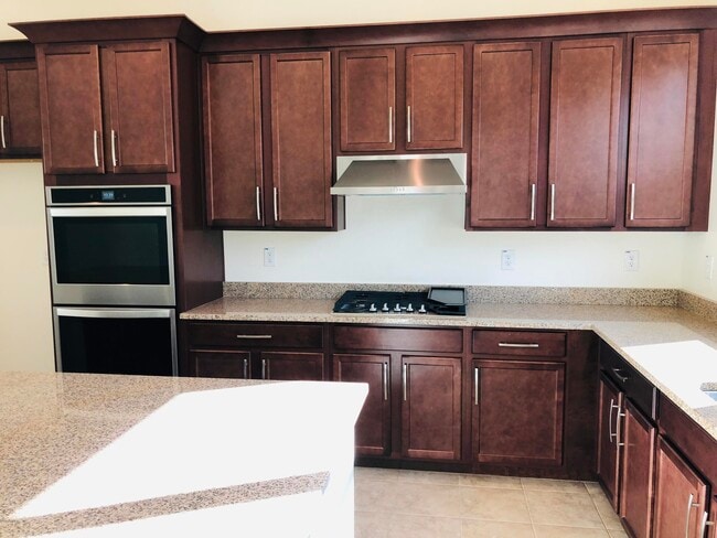 Building Photo - 9553 E Theia Dr